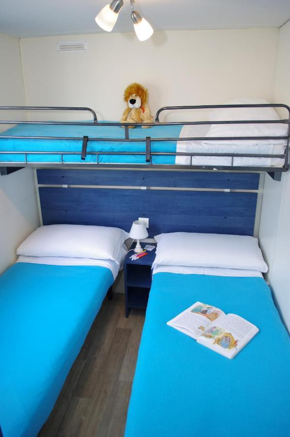 Happy Camp Mobile Homes In Camping Villaggio Lamaforca Carovigno Exterior photo